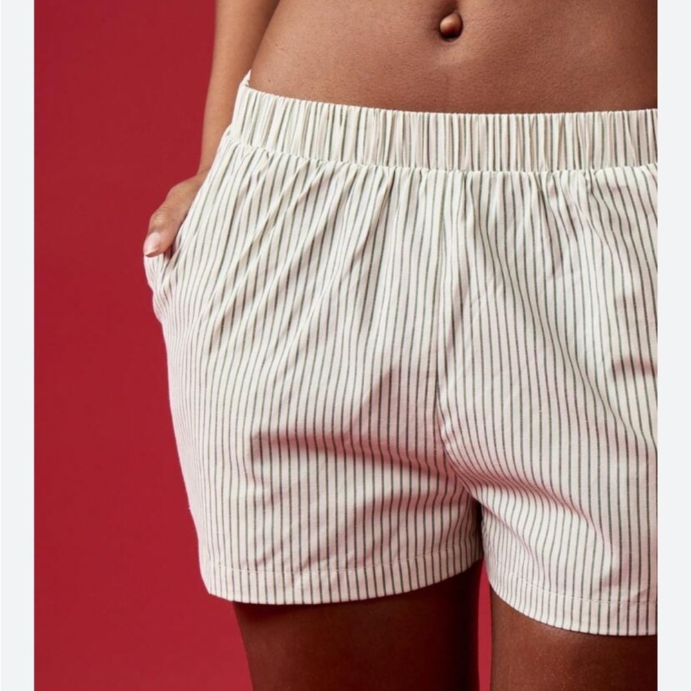 Missguided Pinstriped Boxer Shorts White & Blue Pinstriped Sz XL - Picture 3 of 9